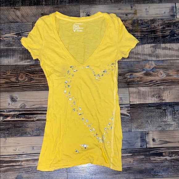 American Eagle Outfitters Tops - American Eagle Vneck t shirt size small